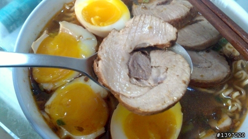 日式燒肉捲拉麵