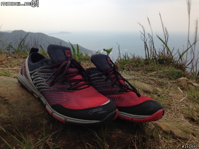 剽悍、防水跑鞋新選擇- MERRELL ASCEND GLOVE GORE-TEX 開箱 (赤足鞋款 barefoot)