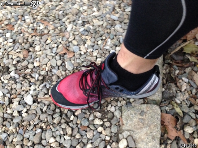 剽悍、防水跑鞋新選擇- MERRELL ASCEND GLOVE GORE-TEX 開箱 (赤足鞋款 barefoot)