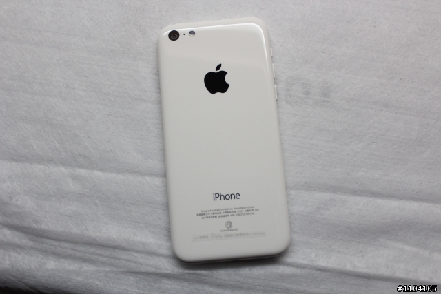 iPhone 5C 簡單開箱~(白 16G)2/24新增保護殼