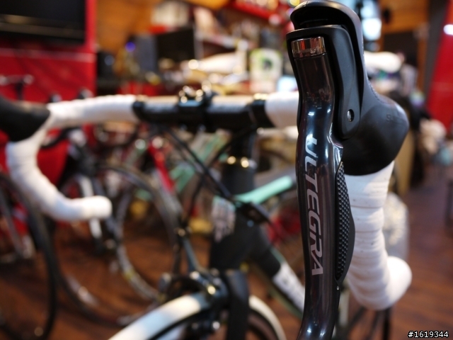 Bianchi Sempre B4P Ultegra Di2開箱