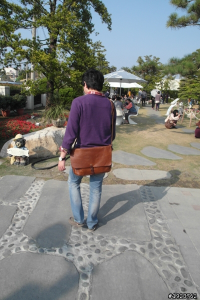 【開箱 + 實搭】Whipping + Post Messenger Bag 復古郵差包