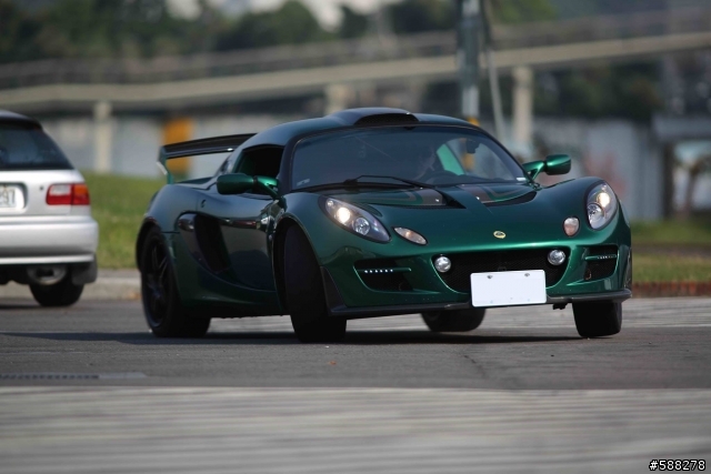 蓮花雙雄評比 Lotus Exige Cup 260 v.s Lotus Exige S V6