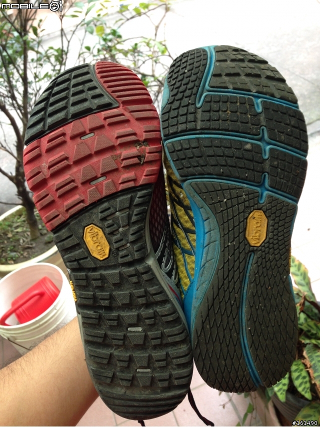 剽悍、防水跑鞋新選擇- MERRELL ASCEND GLOVE GORE-TEX 開箱 (赤足鞋款 barefoot)