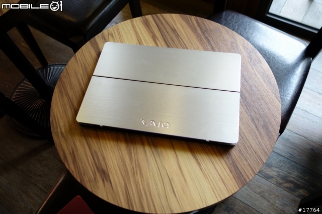 多向翻轉 無限可能性 Sony VAIO Fit 11A