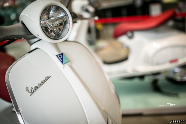 經典再現 - Vespa 946