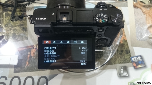 (3/6 補上A6000實照)3/4在台中新光三越SONY直營店試玩A6000 的感想~歡迎有試玩A6000的前輩們一起討論