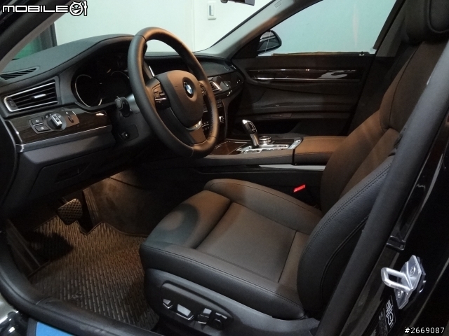 <開箱>{補圖!!} 老男孩之築夢計畫 正14 BMW 730d