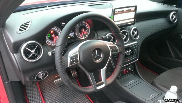 火紅 vs 海藍 2014 A180 AMG /2013 A200改裝版開箱
