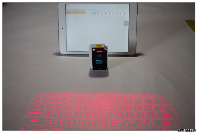 【科技】 創新技術的雷射鍵盤-CTX VK200 KEYFOB