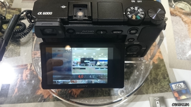 (3/6 補上A6000實照)3/4在台中新光三越SONY直營店試玩A6000 的感想~歡迎有試玩A6000的前輩們一起討論