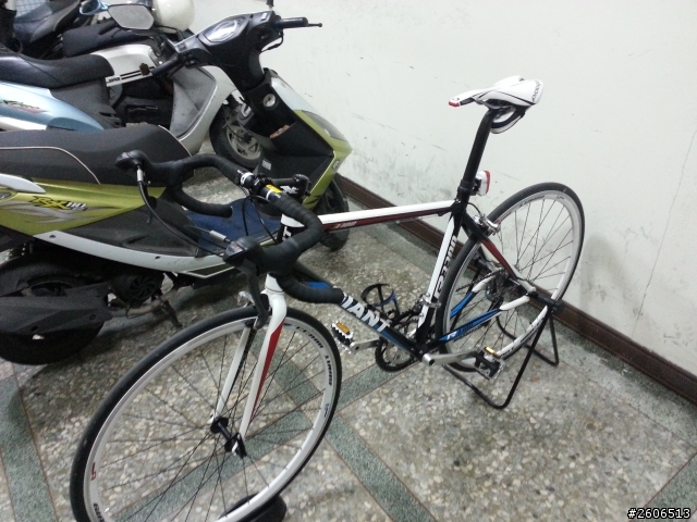 入門公路車HASA R4代開箱