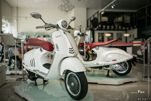 經典再現 - Vespa 946