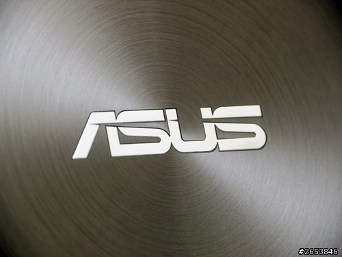 ASUS ZenFone 456 實機和規格資料照片