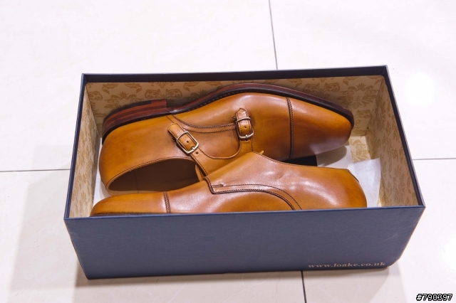 人生第一雙英國手工鞋 LOAKE