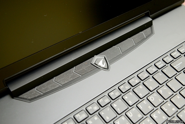 AORUS X7雙顯卡筆電入手分享~(03/31更新初步心得)