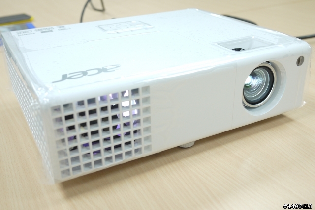 【開箱】給我CP值其餘免談 ACER六色輪劇院機H6510BD