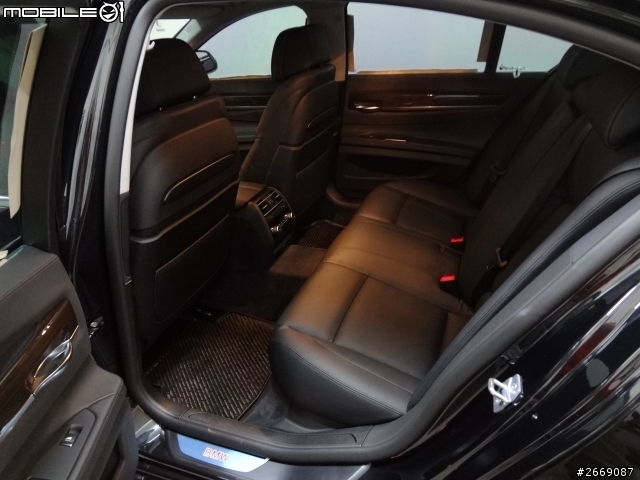<開箱>{補圖!!} 老男孩之築夢計畫 正14 BMW 730d