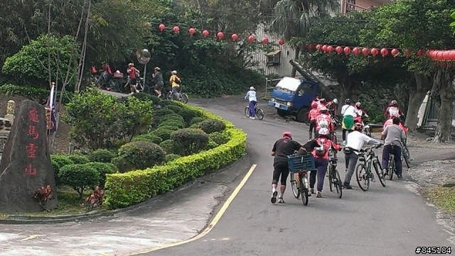2014/3/29-八里巧遇"逍遙行單車騎上龜馬山"活動之隨手拍 ^_^