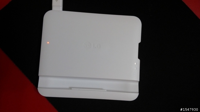 LG GPro2 早鳥禮(電池+座充)到貨
