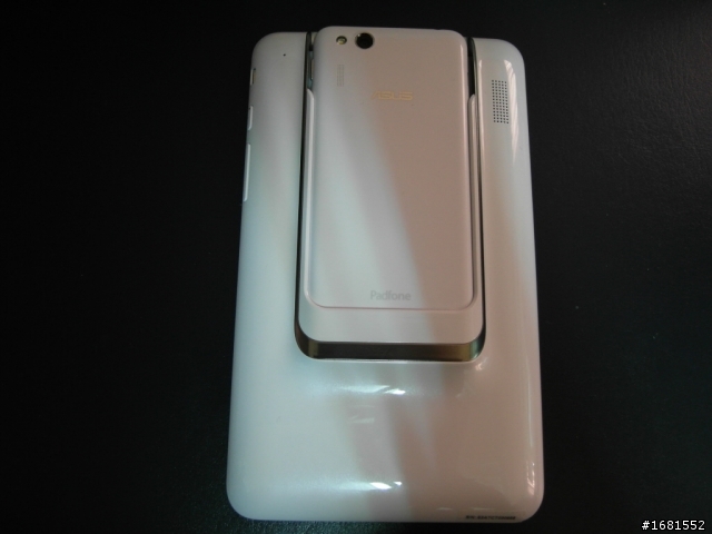 開箱 ASUS PadFone mini 4.3 白色