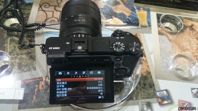 (3/6 補上A6000實照)3/4在台中新光三越SONY直營店試玩A6000 的感想~歡迎有試玩A6000的前輩們一起討論