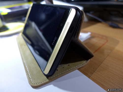 我也入手了 HTC 金萬妹(OneMax) + 一些配件 開箱文~