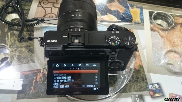 (3/6 補上A6000實照)3/4在台中新光三越SONY直營店試玩A6000 的感想~歡迎有試玩A6000的前輩們一起討論