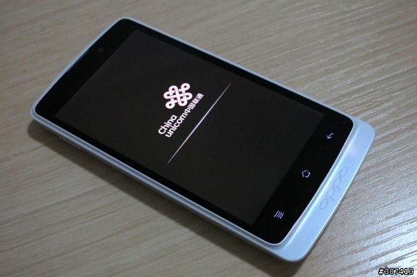 OPPO R815W ~ 獨立音效晶片的大陸Android手機