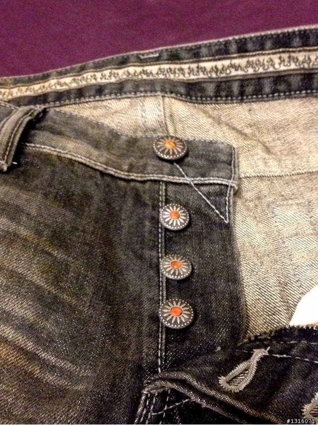 金斯大系列來襲,第一章Phoenix Immolation Antique Jeans