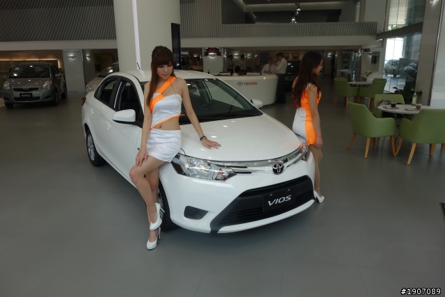 All New VIOS 超越你的想像 跟著正妹楊陽一同野餐去!