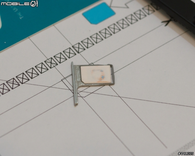 M8 大SIM卡(Mini SIM)自切Nano sim卡心得