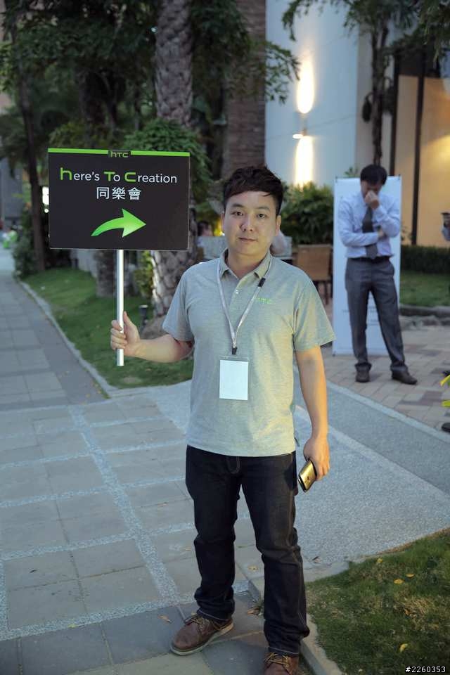 千呼萬喚始出來的 HTC 旗艦機種- HTC One (M8)!!!【HTC 高雄 同樂會】