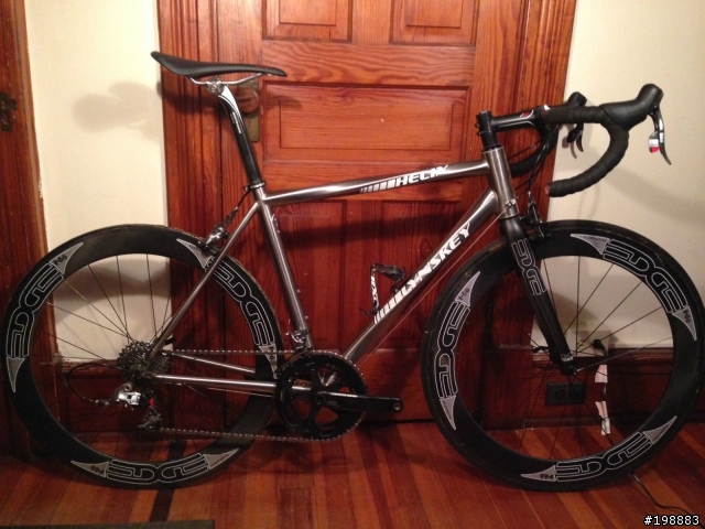 請問2010年的 Lynskey Helix OS 成車二手10萬值得買嗎?