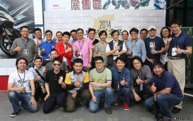 01真的是反指標嗎? 為什麼消費者和專業評審都比較愛Sentra和Altis