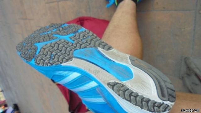 adidas TAKUMI sen 2 競賽鞋款測試_第一代及第二代鞋款比較