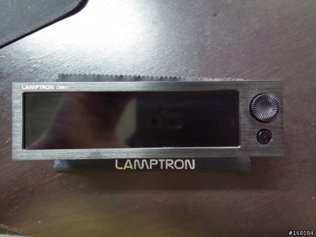 極簡開箱 - LAMPTRON CW611 Fan Controller