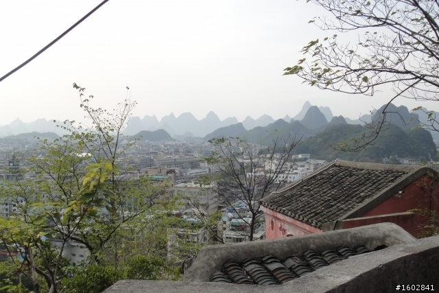《桂林山水甲天下》此一詩句出自這裡