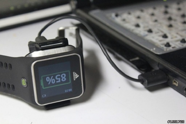 adidas micoach smart run 開箱文介紹