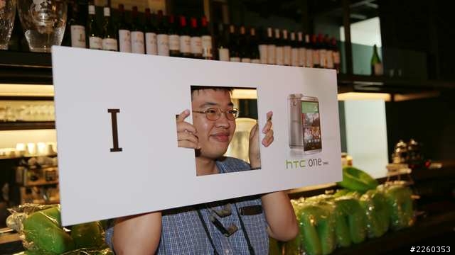 千呼萬喚始出來的 HTC 旗艦機種- HTC One (M8)!!!【HTC 高雄 同樂會】