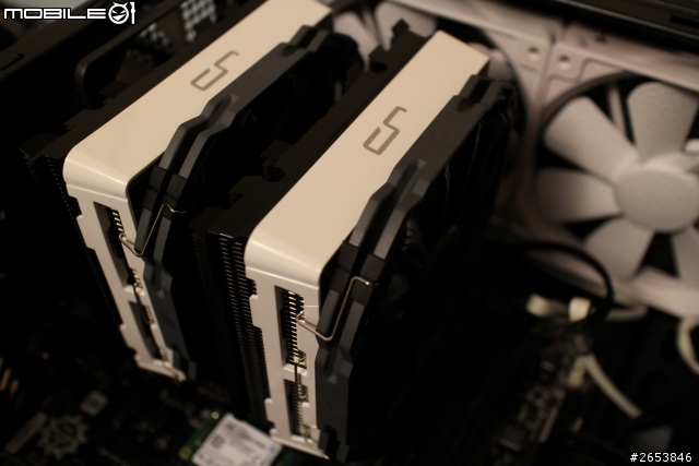 高階空冷新選擇 CRYORIG R1 Universal 白色新登場