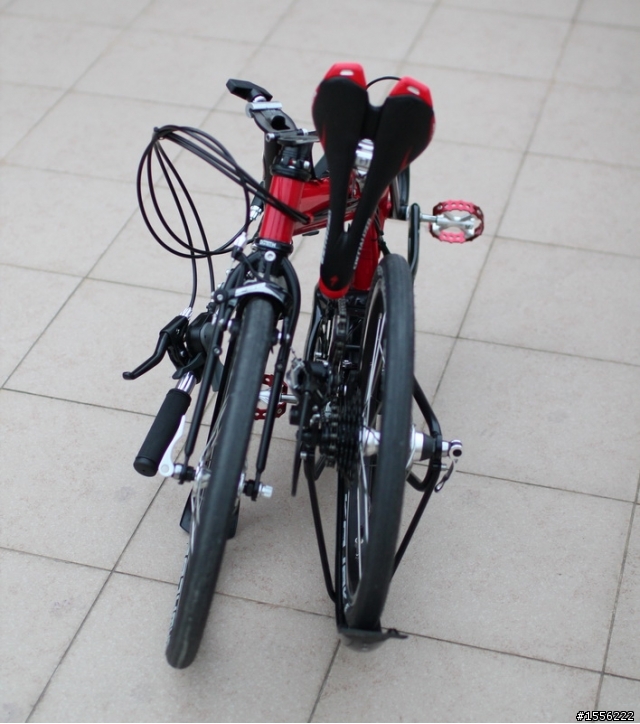 輕量的BikeFriday平把雙盤speeding Tikit,7.84kg