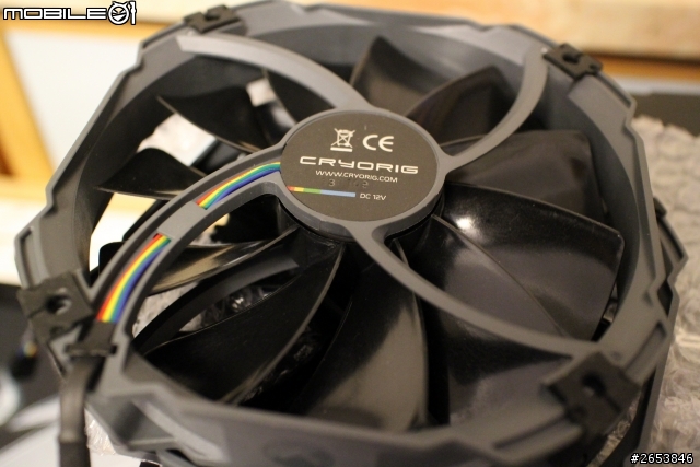 高階空冷新選擇 CRYORIG R1 Universal 白色新登場
