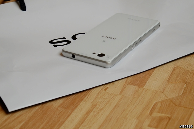 輕旗艦機 _ SONY Z1 Compact