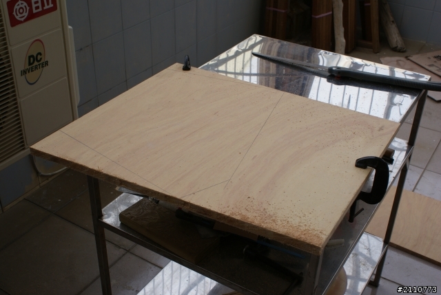 一個想動手的節奏~~DIY 柚木貼皮邊桌