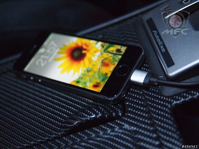 Just Mobile Highway Duo For iphone Car charger