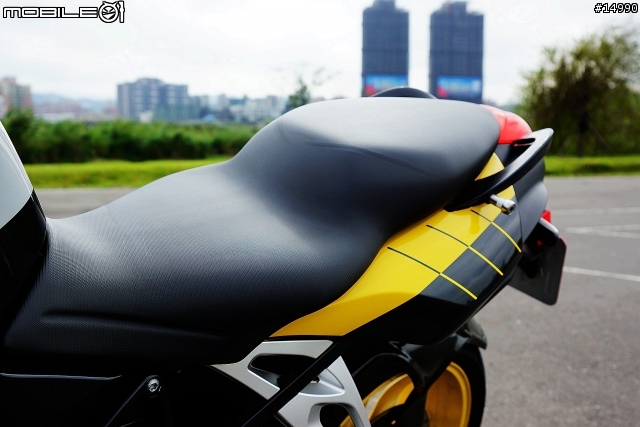 德意志的旅跑車：BMW Motorrad K1200S