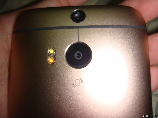 HTC One M8 香檳金 內外皆美 萬中選一♥♥ 5/1發售日 開箱文