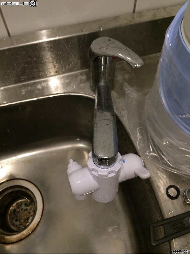 安麗淨水器開箱(含安裝)