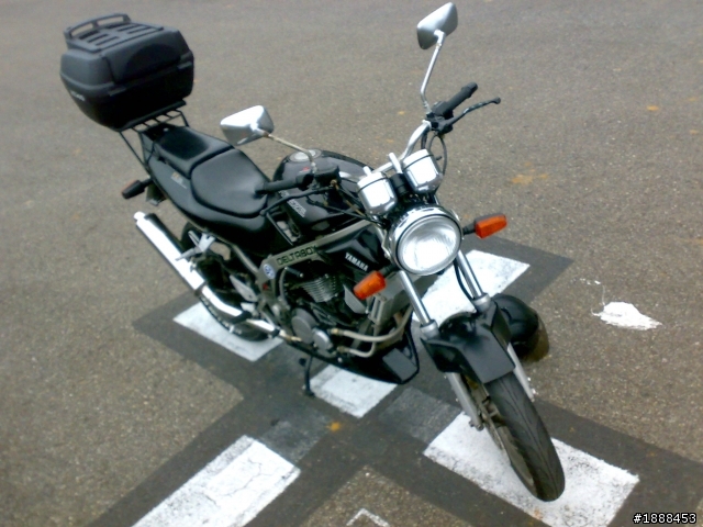 舊愛永遠最美 YAMAHA FZ-I I雙缸鼓動的感動...